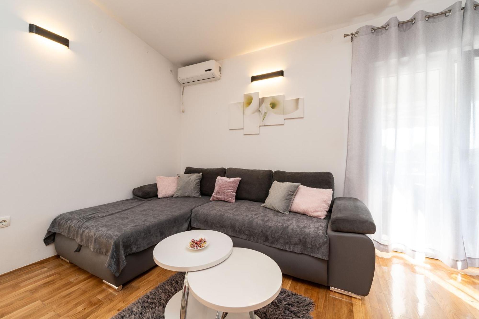 Apartments Dalmatia (Adults Only) Privlaka  Kültér fotó