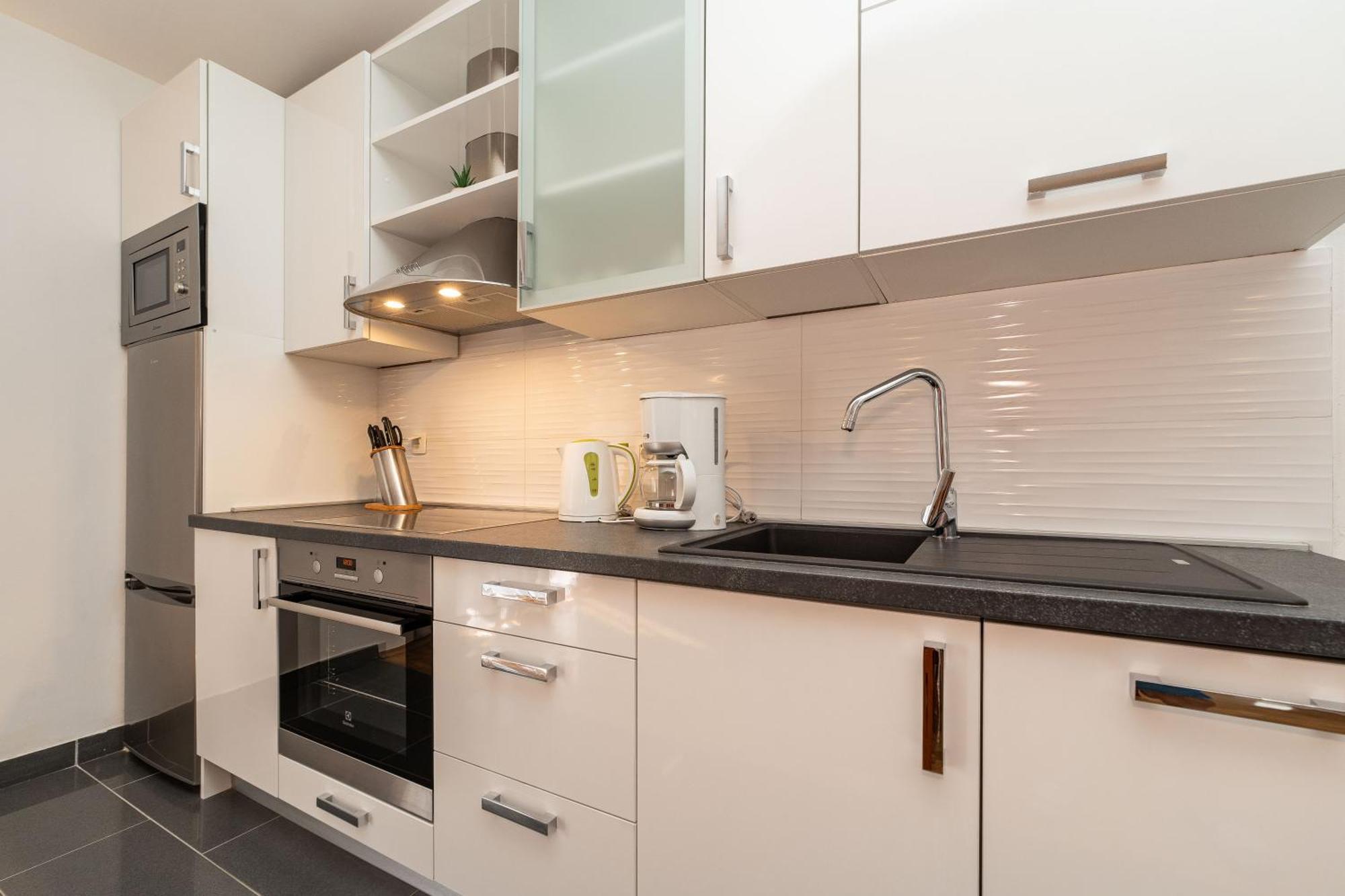 Apartments Dalmatia (Adults Only) Privlaka  Kültér fotó