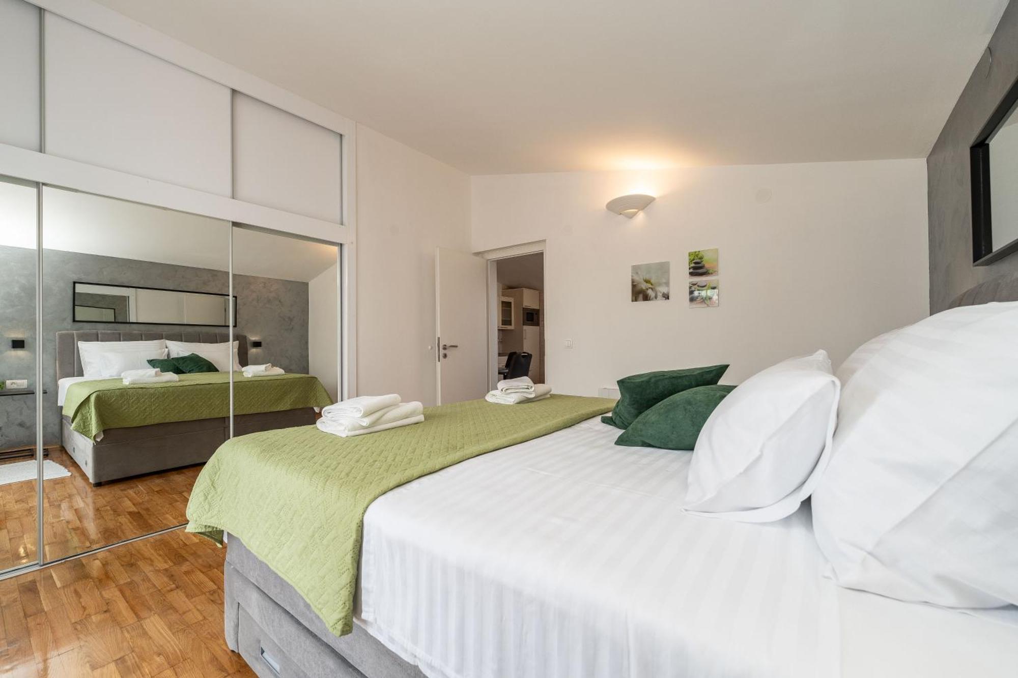 Apartments Dalmatia (Adults Only) Privlaka  Kültér fotó