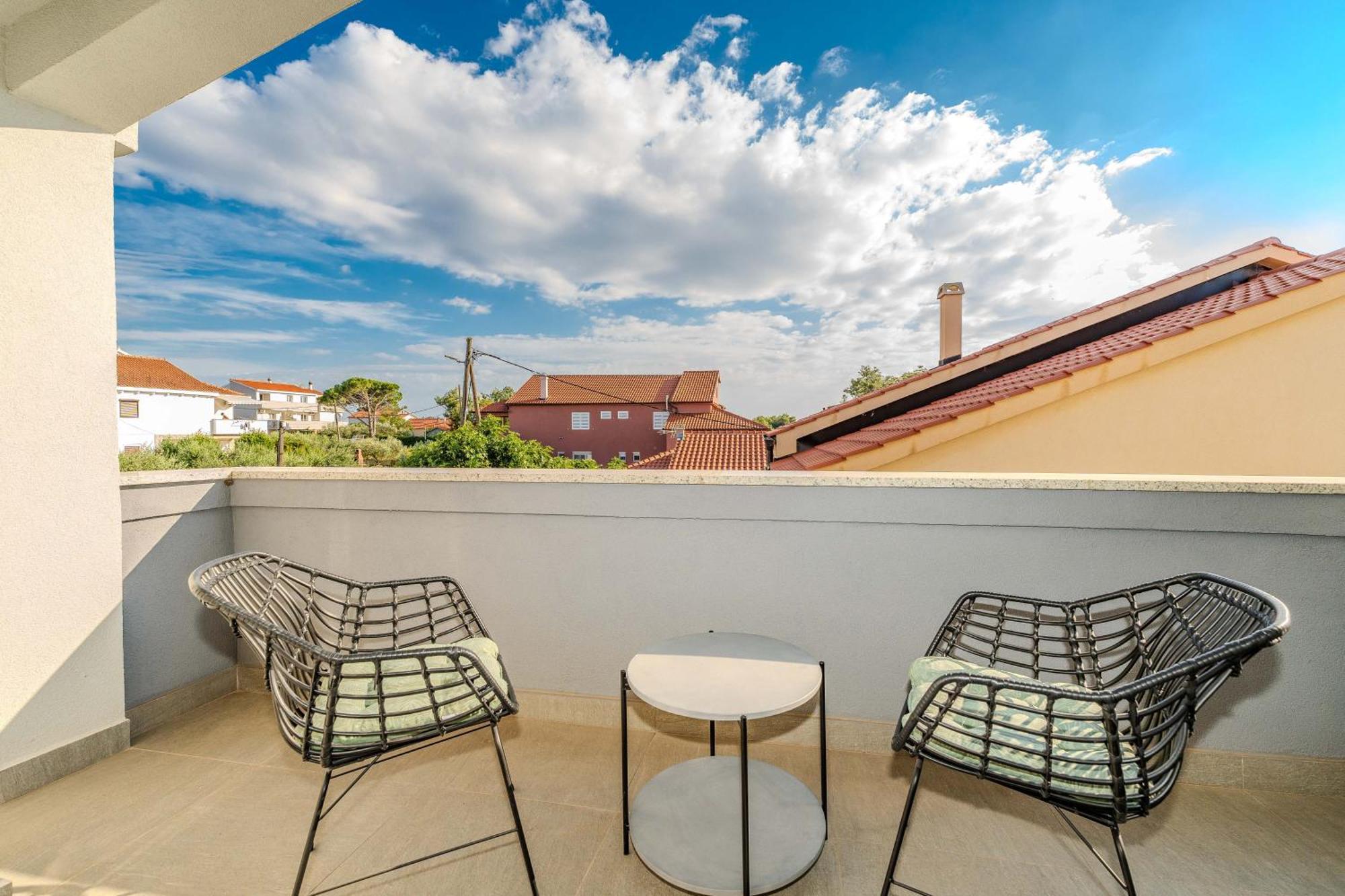 Apartments Dalmatia (Adults Only) Privlaka  Kültér fotó
