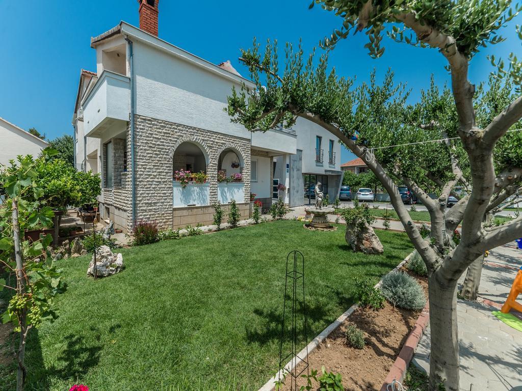 Apartments Dalmatia (Adults Only) Privlaka  Kültér fotó