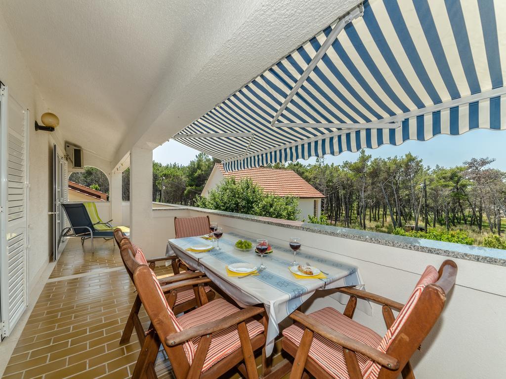 Apartments Dalmatia (Adults Only) Privlaka  Kültér fotó